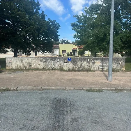 Εξοχικό σπίτι Dortoir Entier Privatif Avec Jardin Privatif Pour Groupe *